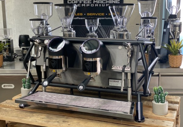 Sanremo cung cấp đa dạng các mẫu máy pha cà phê